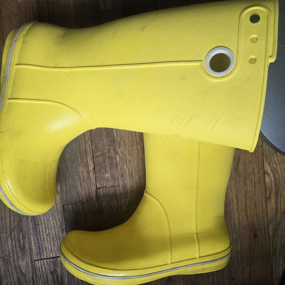 CROCS Yellow Pull Up Rain Boot Clogs